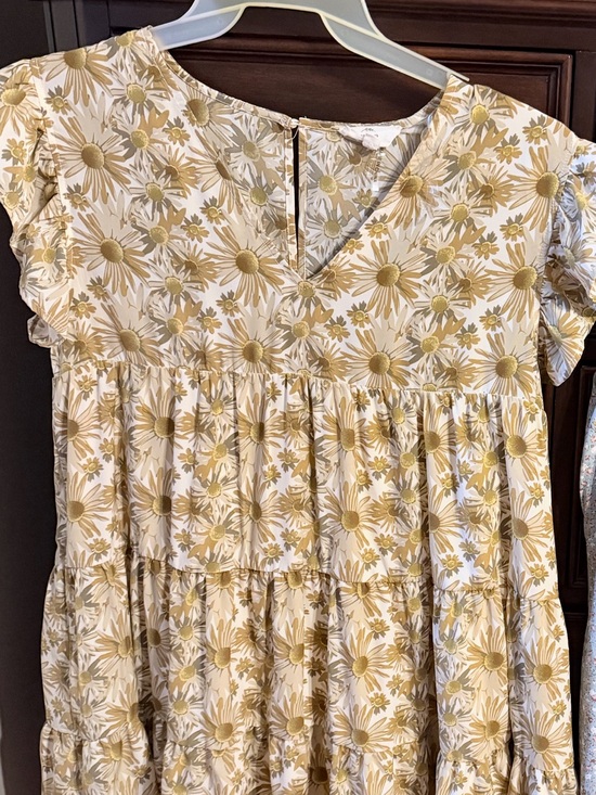 Dresses & Skirts - Floral Tiered V-Neck Dress in Cream and Mustard